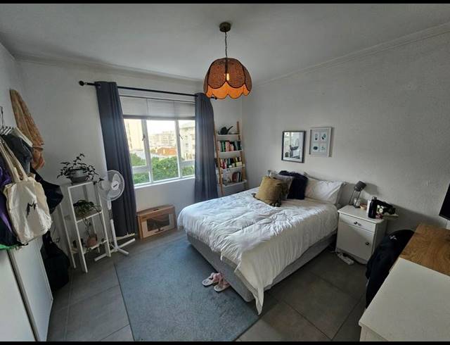 2 BEDROOM APARTMENT FOR SALE IN SEA POINT